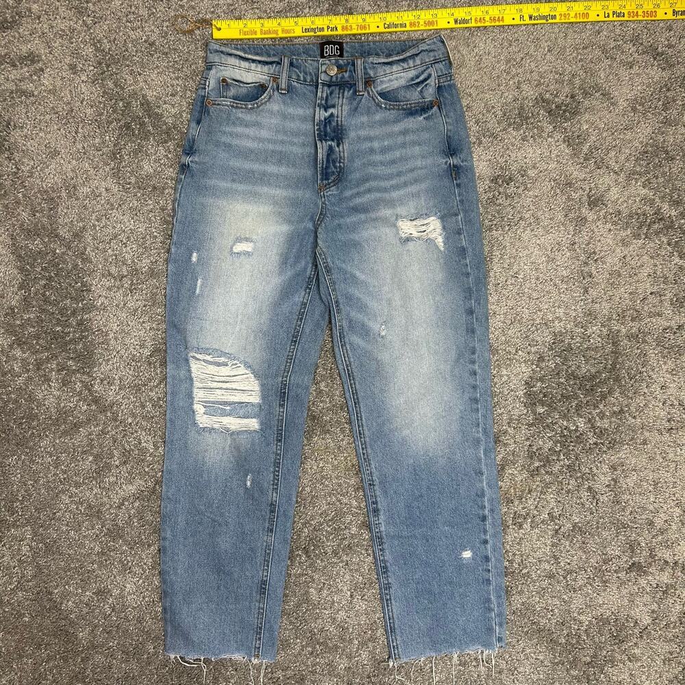 BDG Urban Outfitters Size 27 Button Fly Inseam 25 Distressed